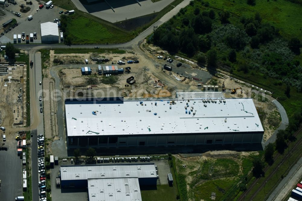 Aerial image Hoppegarten - New building construction site in the industrial park Industriestrasse - Alter Feldweg of Firma coolback GmbH in the district Dahlwitz-Hoppegarten in Hoppegarten in the state Brandenburg, Germany