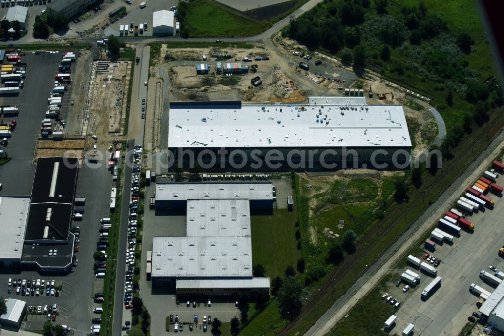 Aerial photograph Hoppegarten - New building construction site in the industrial park Industriestrasse - Alter Feldweg of Firma coolback GmbH in the district Dahlwitz-Hoppegarten in Hoppegarten in the state Brandenburg, Germany