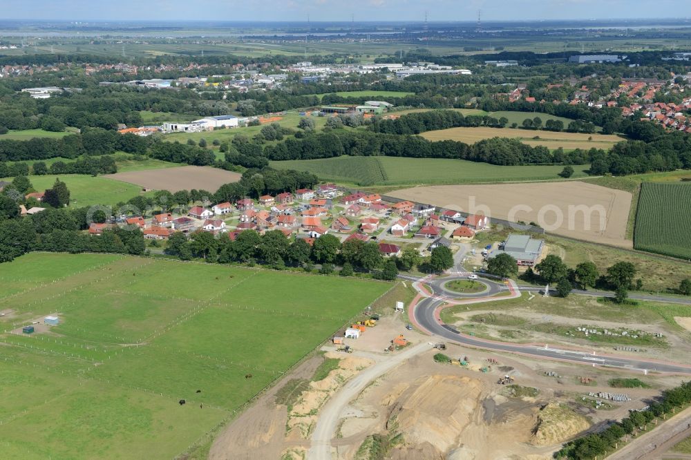 Aerial photograph Stade - New construction site Heidesiedlung Riensfoerde in Stade in the state of Lower Saxony, Germany