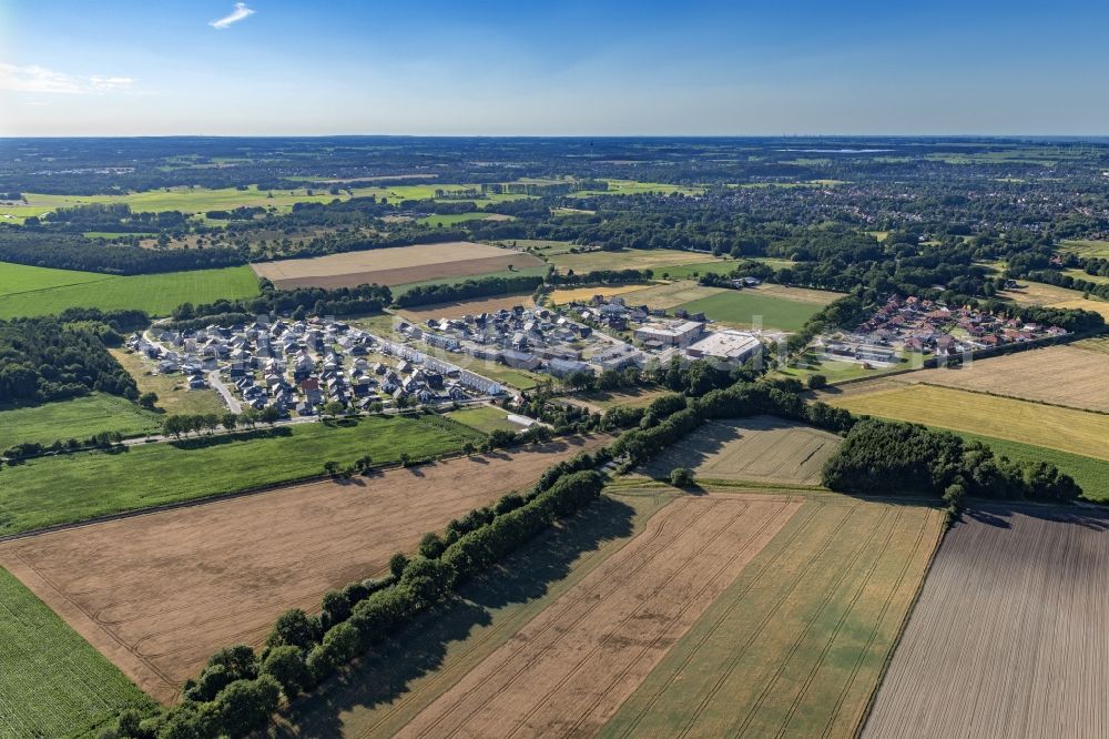 Stade from the bird's eye view: New construction site Heidesiedlung Riensfoerde in Stade in the state of Lower Saxony, Germany