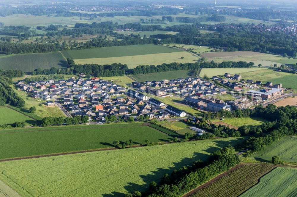 Stade from above - New construction site Heidesiedlung Riensfoerde in Stade in the state of Lower Saxony, Germany