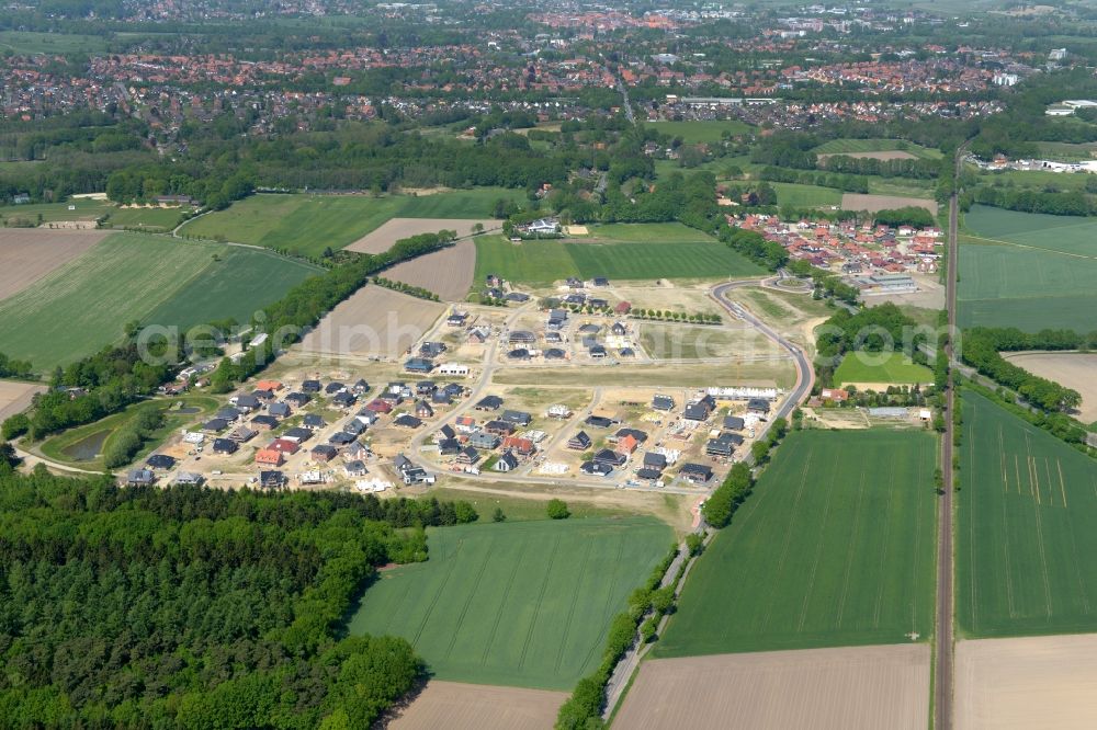 Aerial photograph Stade - New construction site Heidesiedlung Riensfoerde in Stade in the state of Lower Saxony, Germany