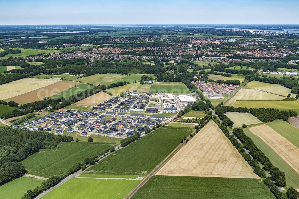 Stade from above - New construction site Heideiedlung Campus with school complex and gym Riensfoerde in Stade in the state of Lower Saxony, Germany