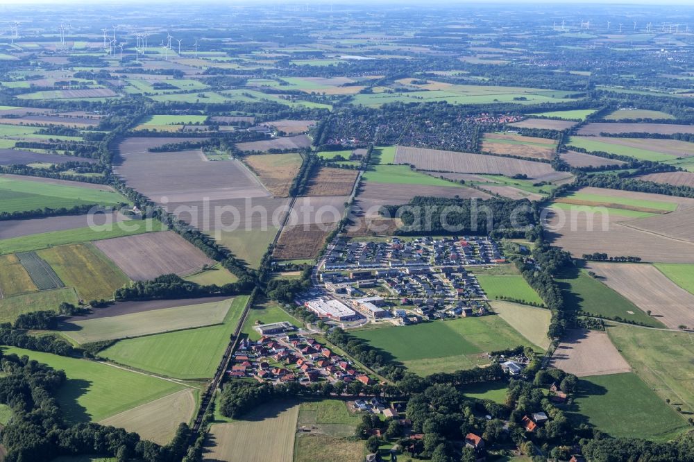 Aerial photograph Stade - New construction site Heideiedlung Campus with school complex and gym Riensfoerde in Stade in the state of Lower Saxony, Germany