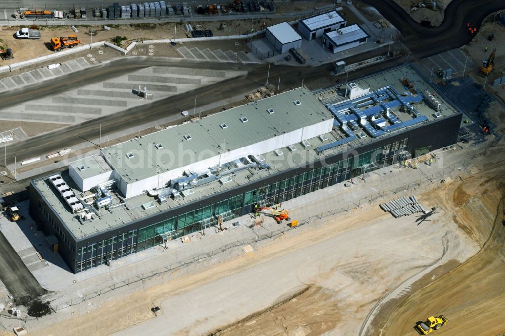 Schönefeld from above - Expansion and construction site on the grounds of the airport Regierungsflughafen - Empfangsgebaeude in Protokollbereich on Flughafen BER in Schoenefeld in the state Brandenburg, Germany