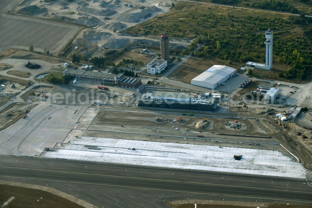 Aerial image Schönefeld - Expansion and construction site on the grounds of the airport Regierungsflughafen - Empfangsgebaeude in Protokollbereich on Flughafen BER in Schoenefeld in the state Brandenburg, Germany