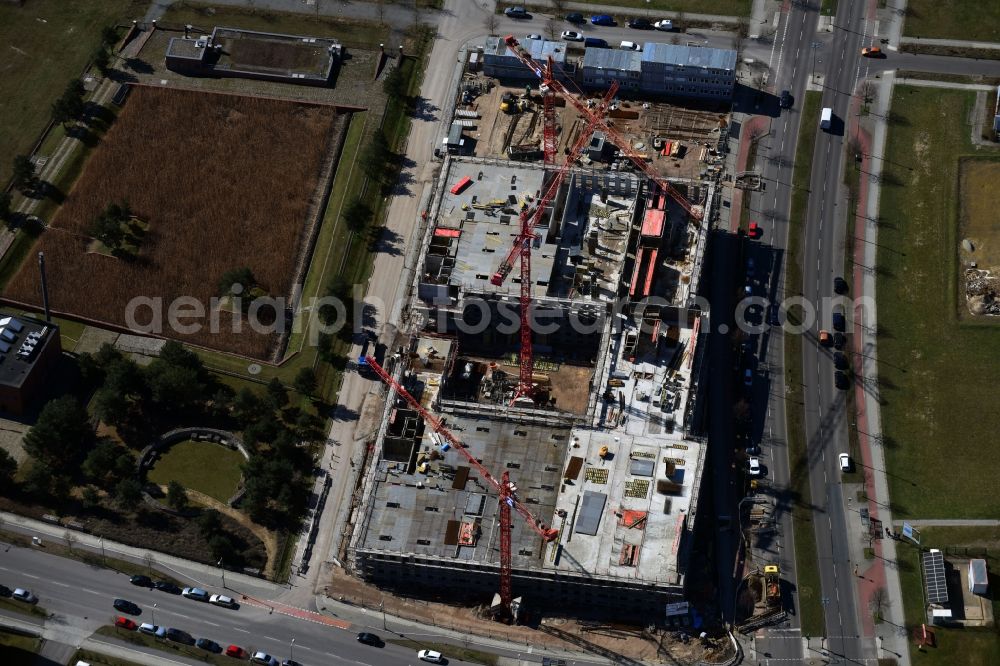 Aerial image Berlin - New construction site Administrative buildings of the state authority Landeslabor Berlin-Brandenburg (LLBB) nach Entwuerfen der kister scheithauer gross architekten und stadtplaner GmbH on Rudower Chaussee corner Wegedornstrasse in the district Adlershof in Berlin