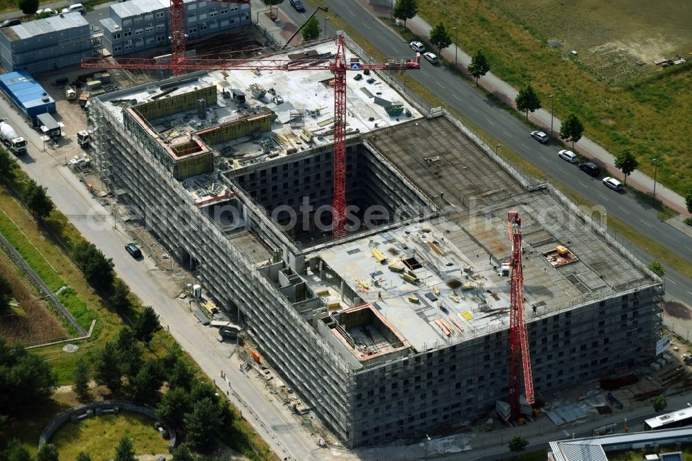 Aerial image Berlin - New construction site Administrative buildings of the state authority Landeslabor Berlin-Brandenburg (LLBB) nach Entwuerfen der kister scheithauer gross architekten und stadtplaner GmbH on Rudower Chaussee corner Wegedornstrasse in the district Adlershof in Berlin