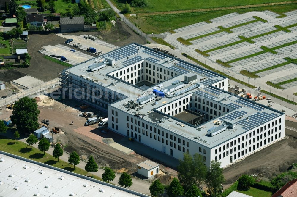 Aerial photograph Haldensleben - New building building site administrative building of the state authority of the District Office of the city of Haldensleben in the federal state Saxony-Anhalt, Germany