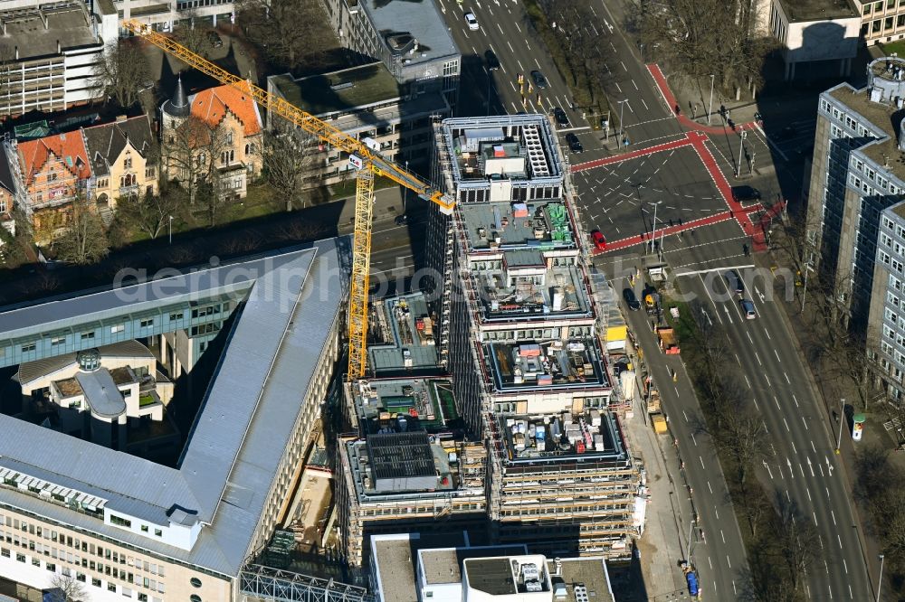 Hannover from above - New construction site Administrative buildings of the state authority of Aerztekammer Niedersachsen on Berliner Allee corner Schiffgraben in the district Mitte in Hannover in the state Lower Saxony, Germany