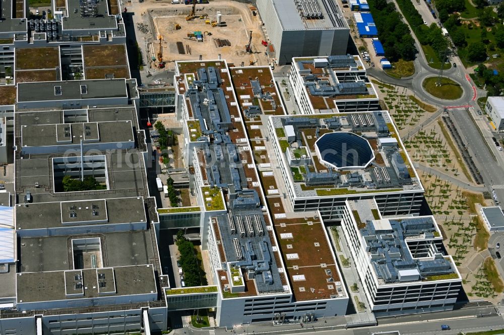 Aerial photograph München - New building - construction site on the factory premises of Bayerische Motoren factorye AG in Munich in the state Bavaria, Germany