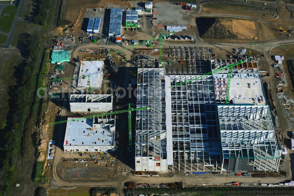 Leipzig from the bird's eye view: New building - construction site on the factory premises of Beiersdorf AG on Maximilianallee and Podelwitzer Strasse in Seehausen in the state Saxony, Germany