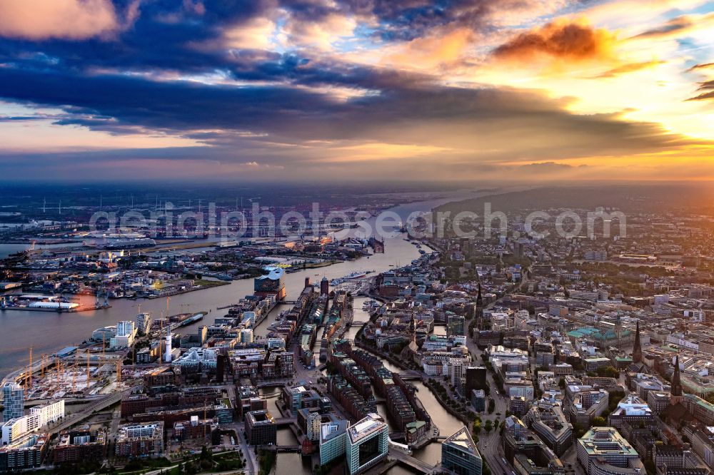 Hamburg from the bird's eye view: Construction site for the new building complex of the shopping center at Ueberseequartier at Chicagokai - Osakaallee in the area of the former Grasbrooks in the Hafencity district in Hamburg, Germany