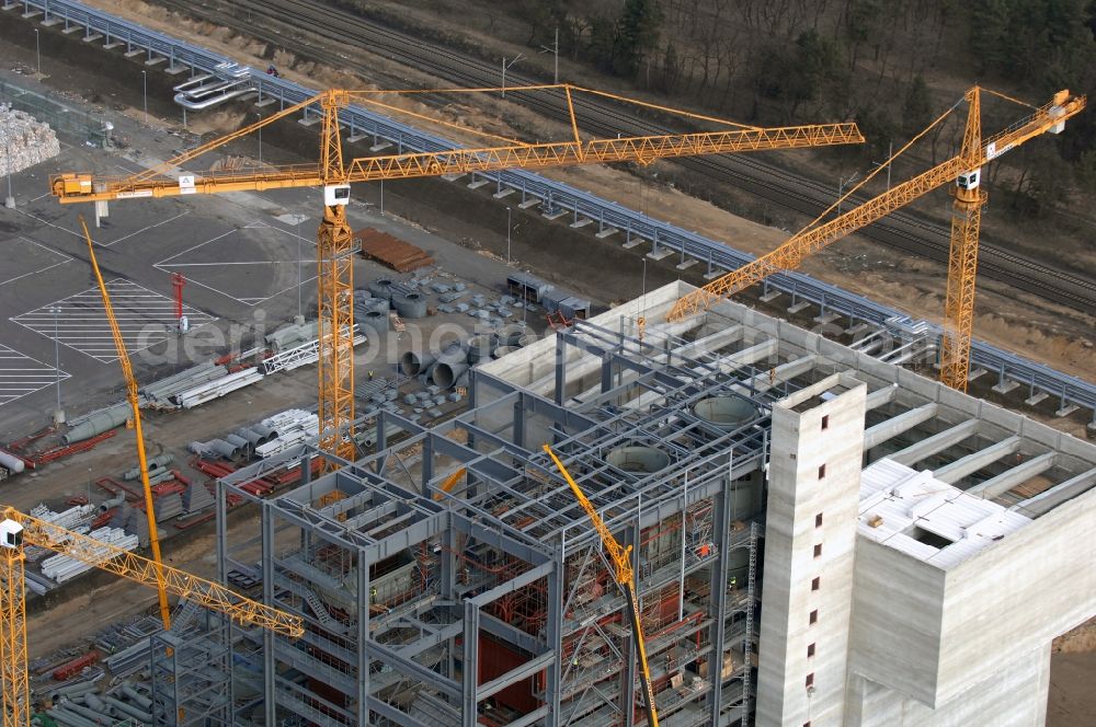 Eisenhüttenstadt from above - Construction site of Power station plants of the combined heat and power station - regional heat of Propower GmbH on Oderlandstrasse in Eisenhuettenstadt in the state Brandenburg, Germany