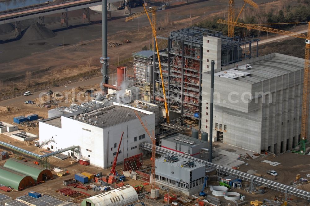 Eisenhüttenstadt from above - Construction site of Power station plants of the combined heat and power station - regional heat of Propower GmbH on Oderlandstrasse in Eisenhuettenstadt in the state Brandenburg, Germany