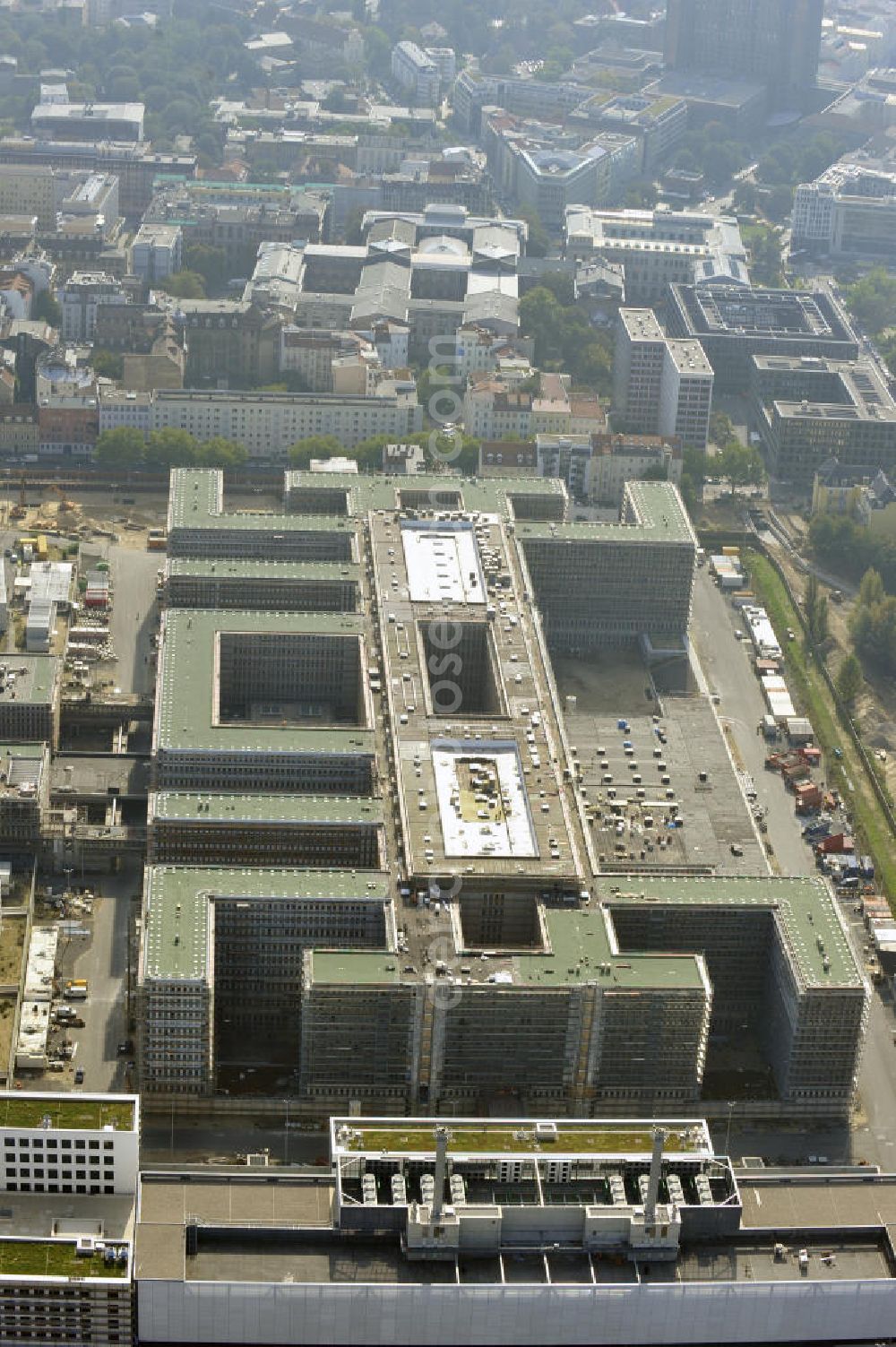 Aerial image Berlin Mitte - Construction site of the new build Federal Intelligence Service BND at the street Chausseestrasse in Berlin