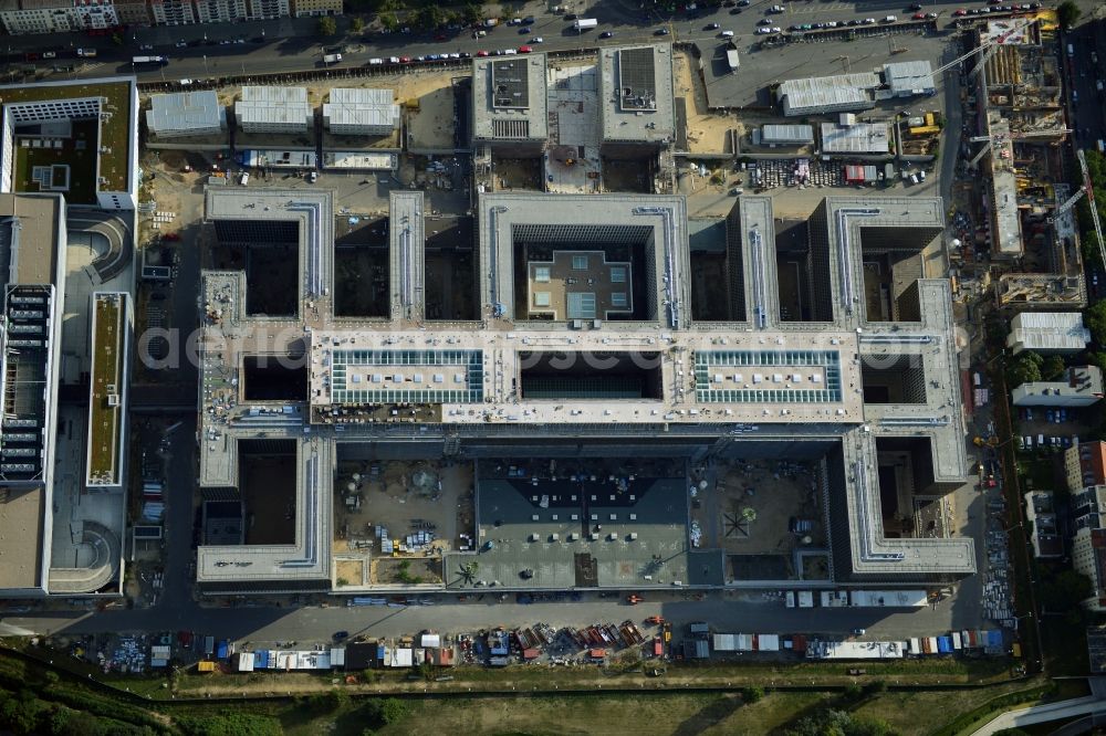 Aerial image Berlin - View of the construction site to the new BND headquarters at Chausseestrass in the district Mitte. The Federal Intelligence Service (BND) builds on a 10 acre site for about 4,000 employees. It is built according to plans by the Berlin architects offices Kleihues Kleihues