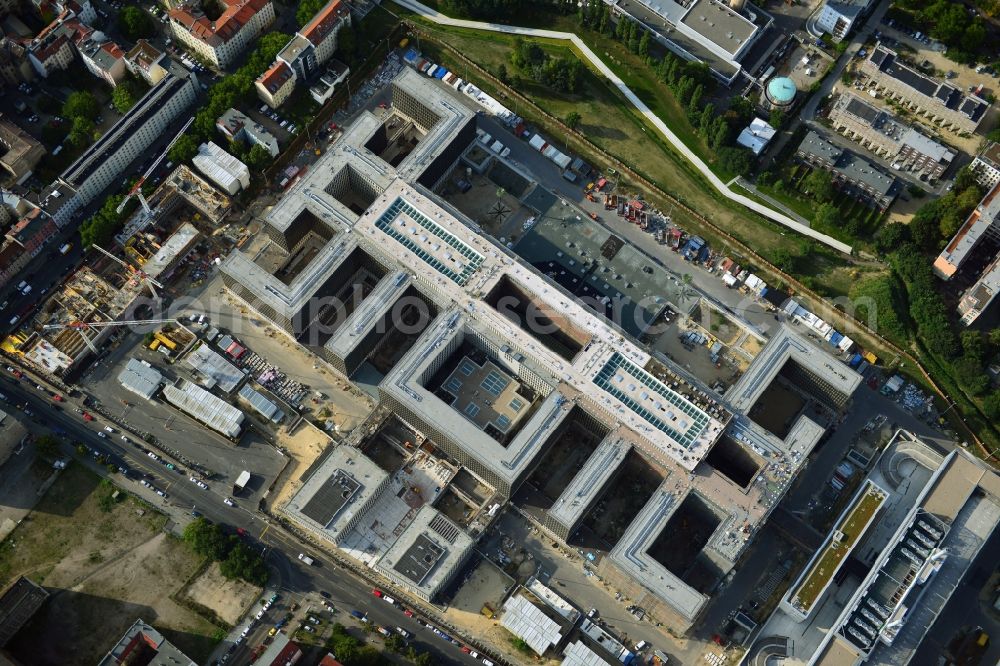 Berlin from the bird's eye view: View of the construction site to the new BND headquarters at Chausseestrass in the district Mitte. The Federal Intelligence Service (BND) builds on a 10 acre site for about 4,000 employees. It is built according to plans by the Berlin architects offices Kleihues Kleihues