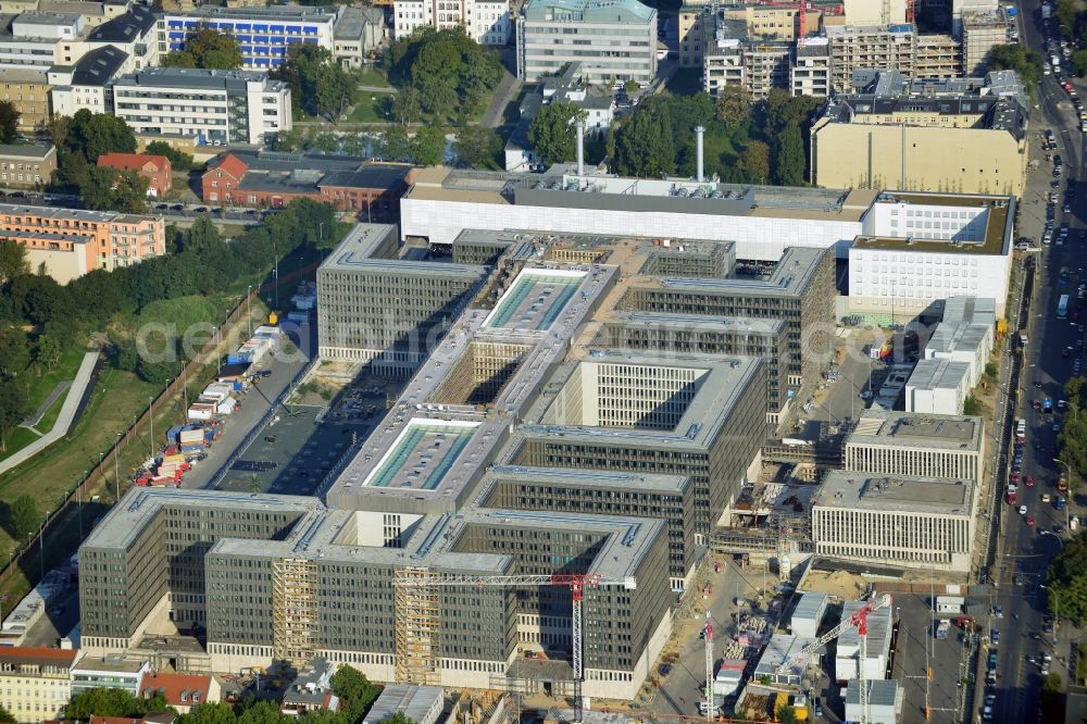 Berlin from the bird's eye view: View of the construction site to the new BND headquarters at Chausseestrass in the district Mitte. The Federal Intelligence Service (BND) builds on a 10 acre site for about 4,000 employees. It is built according to plans by the Berlin architects offices Kleihues Kleihues