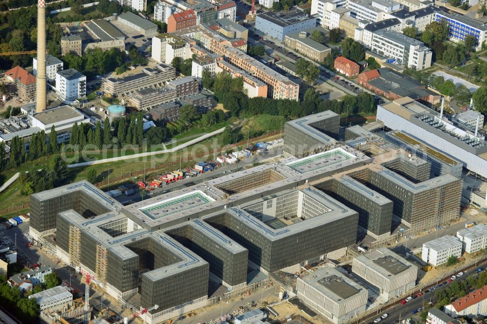 Berlin from above - View of the construction site to the new BND headquarters at Chausseestrass in the district Mitte. The Federal Intelligence Service (BND) builds on a 10 acre site for about 4,000 employees. It is built according to plans by the Berlin architects offices Kleihues Kleihues