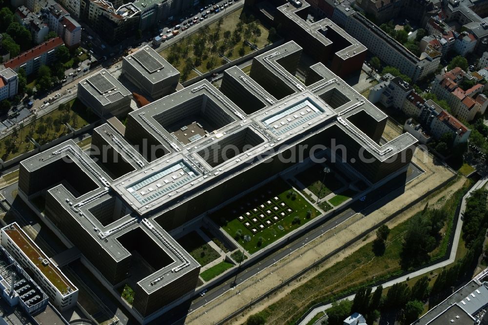 Aerial image Berlin - Construction of BND headquarters on Chausseestrasse in the Mitte district of the capital Berlin. The Federal Intelligence Service (BND) built according to plans by the Berlin architectural firm Kleihues offices in the capital its new headquarters