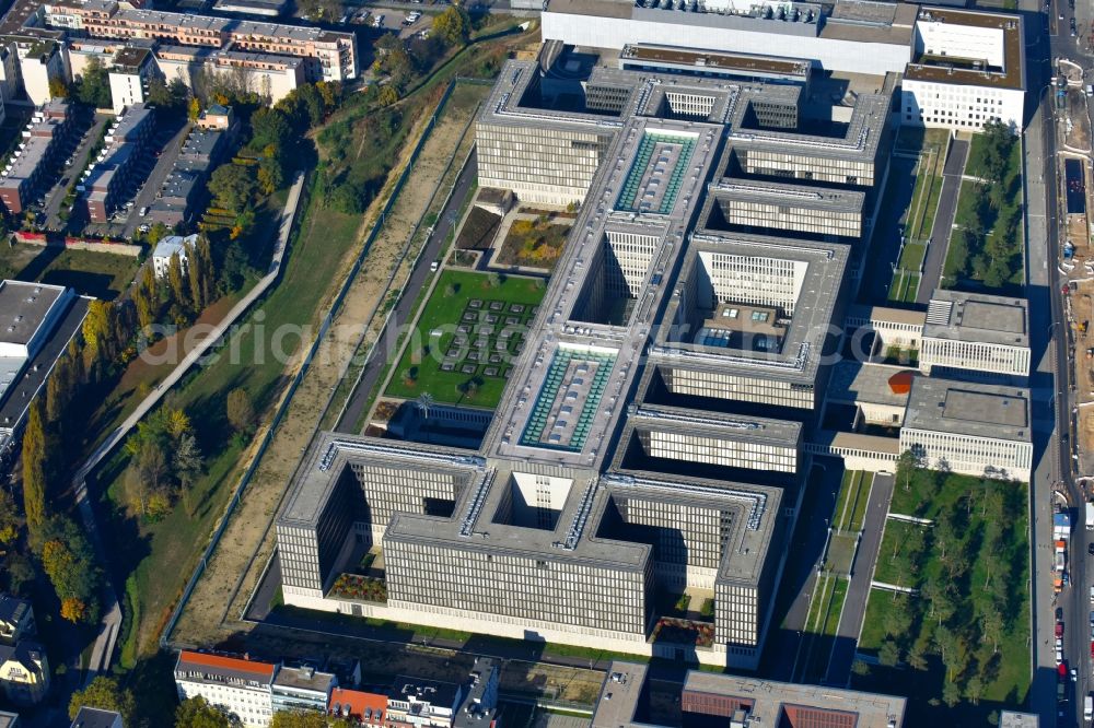 Aerial image Berlin - Construction of BND headquarters on Chausseestrasse in the Mitte district of the capital Berlin. The Federal Intelligence Service (BND) built according to plans by the Berlin architectural firm Kleihues offices in the capital its new headquarters