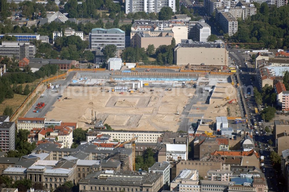 Aerial image Berlin - Construction of BND headquarters on Chausseestrasse in the Mitte district of the capital Berlin. The Federal Intelligence Service (BND) built according to plans by the Berlin architectural firm Kleihues offices in the capital its new headquarters