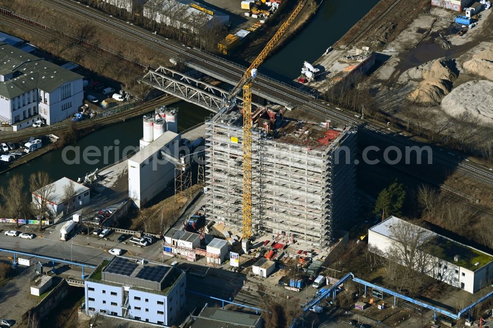 Aerial photograph Berlin - Construction site to build a new office and commercial building N9 Hohe Neun on street Neukoellnische Allee in the district Neukoelln in Berlin, Germany