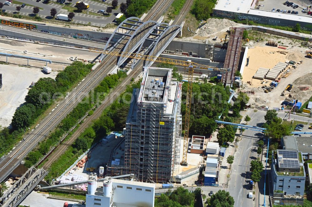 Aerial photograph Berlin - Construction site to build a new office and commercial building N9 Hohe Neun on street Neukoellnische Allee in the district Neukoelln in Berlin, Germany