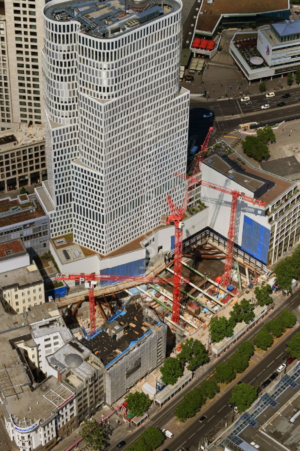 Aerial photograph Berlin - Construction site to build a new office and commercial building on Gelaende the formerly Gloria Palast on Kurfuerstendonm in the district Charlottenburg in Berlin, Germany