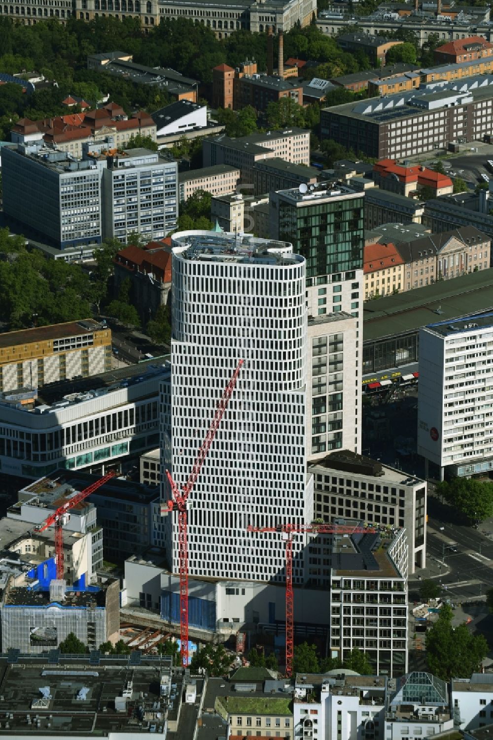 Berlin from the bird's eye view: Construction site to build a new office and commercial building on Gelaende the formerly Gloria Palast on Kurfuerstendonm in the district Charlottenburg in Berlin, Germany