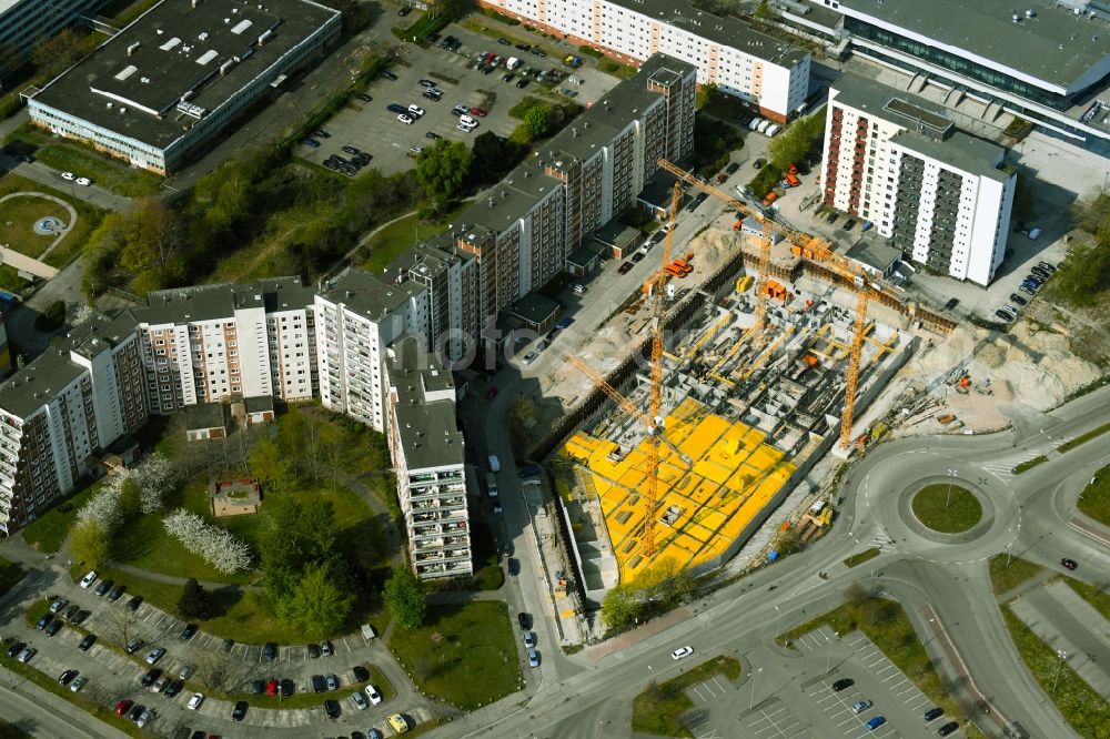 Aerial image Rostock - Construction site to build a new office and commercial building on Bahnhofsvorplatz in the district Suedstadt in Rostock in the state Mecklenburg - Western Pomerania, Germany