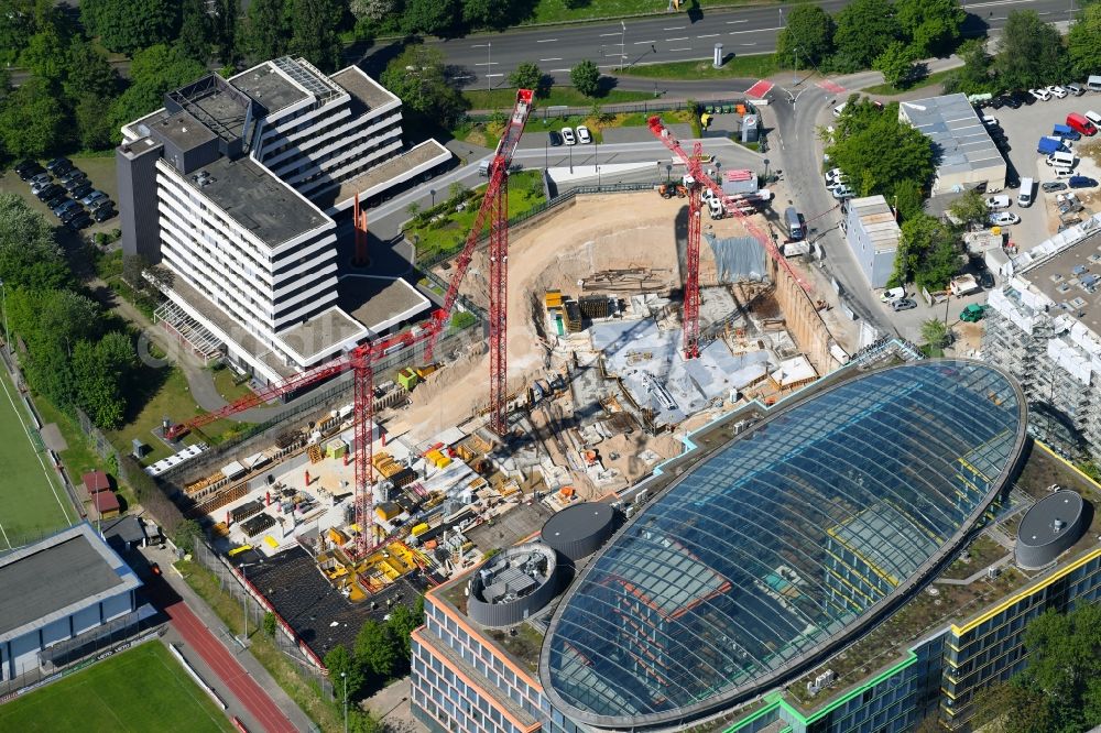 Düsseldorf from above - Construction site to build a new office and commercial building of Becken Holding GmbH on Schwannstrasse in Duesseldorf in the state North Rhine-Westphalia, Germany