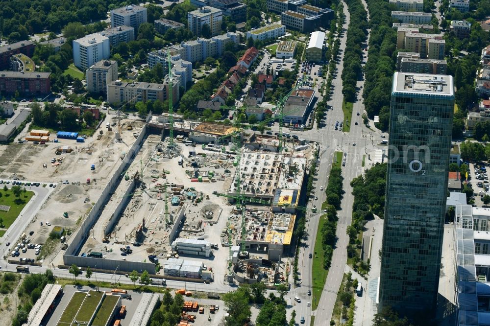 Aerial photograph München - Construction site to build a new office and commercial building Hybrid.M on Georg-Brauchle-Ring - Emmy-Noether-Strasse in the district Moosach in Munich in the state Bavaria, Germany