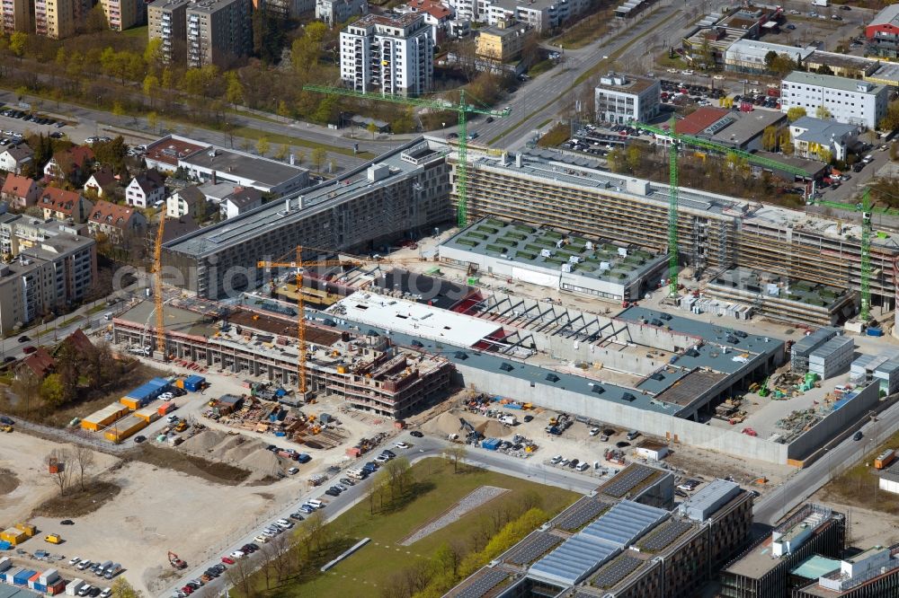 Aerial photograph München - Construction site to build a new office and commercial building Hybrid.M on Georg-Brauchle-Ring - Emmy-Noether-Strasse in the district Moosach in Munich in the state Bavaria, Germany