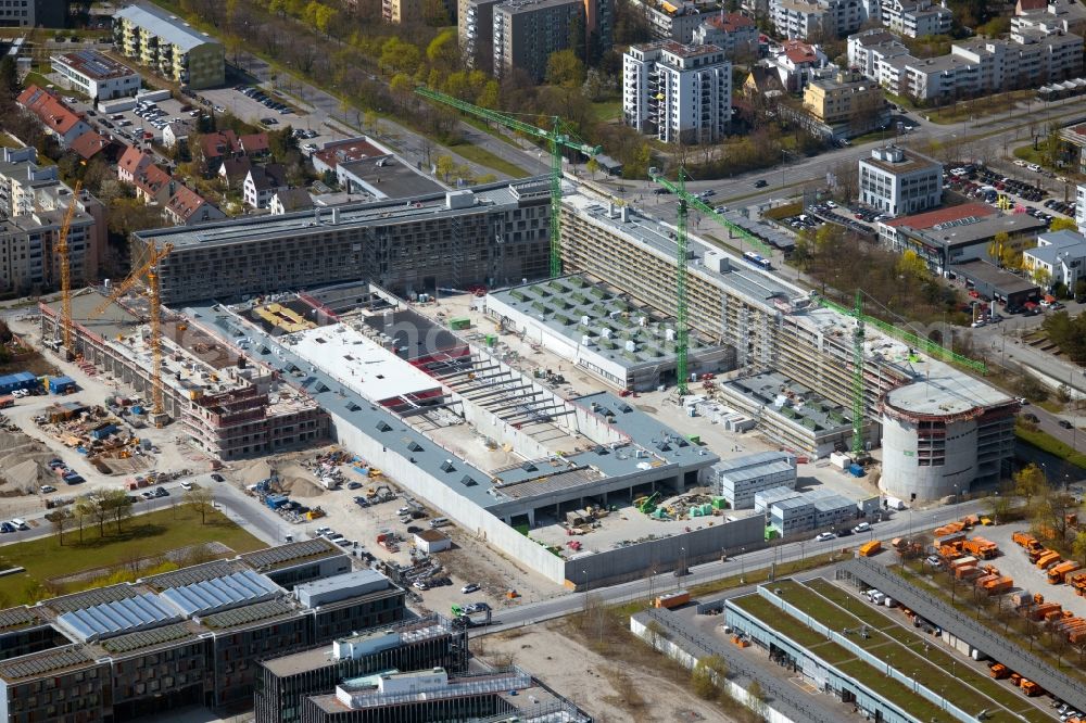 Aerial image München - Construction site to build a new office and commercial building Hybrid.M on Georg-Brauchle-Ring - Emmy-Noether-Strasse in the district Moosach in Munich in the state Bavaria, Germany