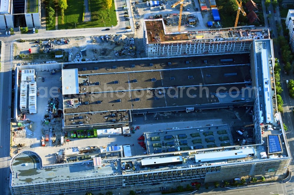 Aerial photograph München - Construction site to build a new office and commercial building Hybrid.M on Georg-Brauchle-Ring - Emmy-Noether-Strasse in the district Moosach in Munich in the state Bavaria, Germany