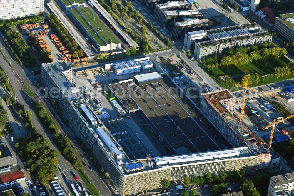 Aerial image München - Construction site to build a new office and commercial building Hybrid.M on Georg-Brauchle-Ring - Emmy-Noether-Strasse in the district Moosach in Munich in the state Bavaria, Germany