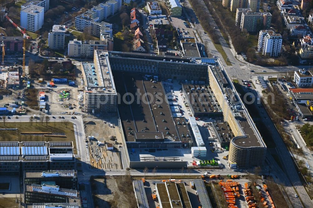 Aerial photograph München - Construction site to build a new office and commercial building Hybrid.M on Georg-Brauchle-Ring - Emmy-Noether-Strasse in the district Moosach in Munich in the state Bavaria, Germany