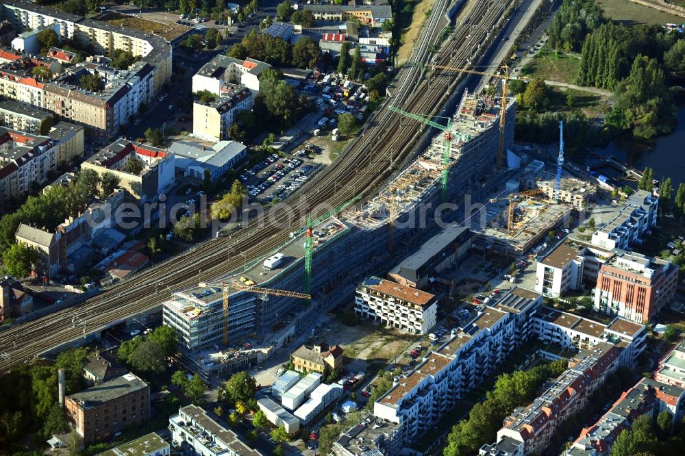 Aerial photograph Berlin - Construction site to build a new office and commercial building B:HUB on Kynaststrasse - Alt-Stralau in Berlin, Germany