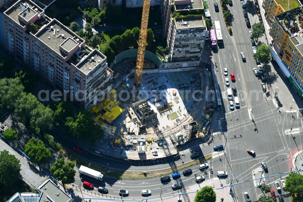 Aerial photograph Berlin - Construction site to build a new office and commercial building on Budapester Strasse corner Kurfuerstenstrasse in the district Tiergarten in Berlin, Germany