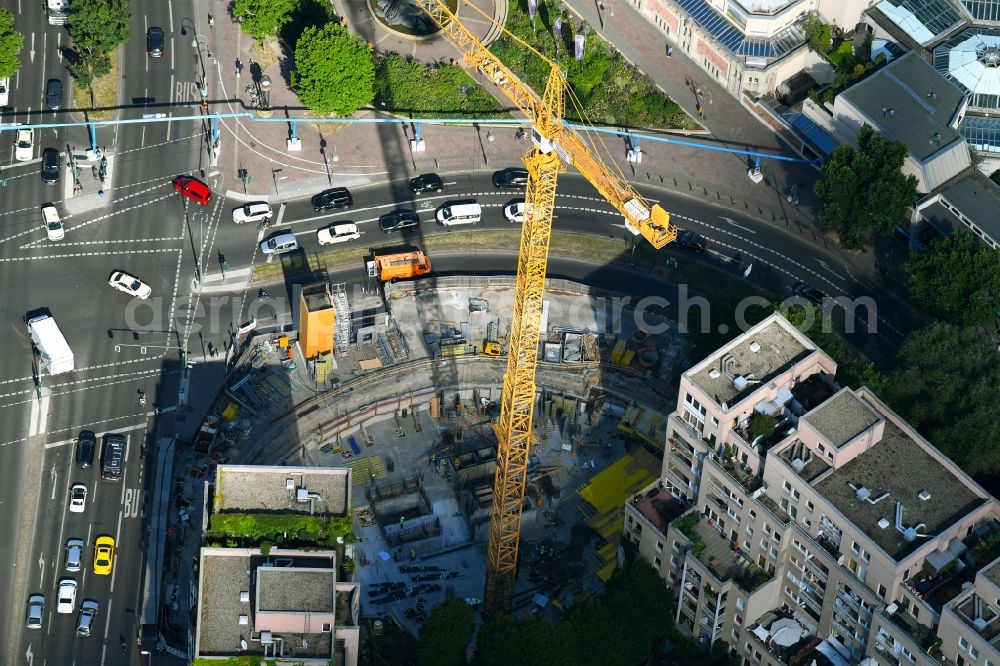 Aerial image Berlin - Construction site to build a new office and commercial building on Budapester Strasse corner Kurfuerstenstrasse in the district Tiergarten in Berlin, Germany