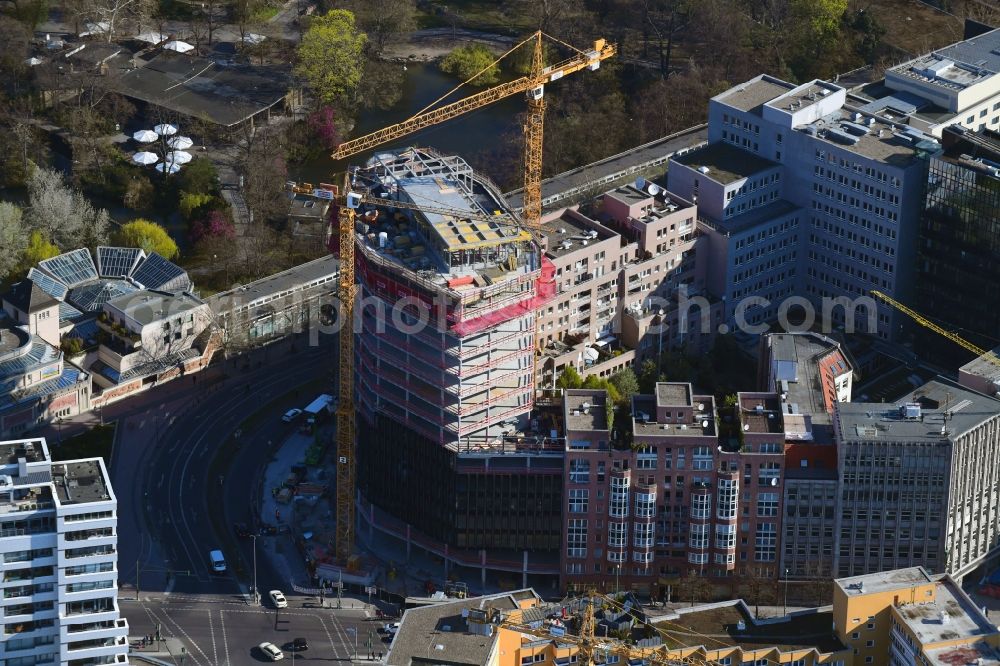 Aerial photograph Berlin - Construction site to build a new office and commercial building on Budapester Strasse corner Kurfuerstenstrasse in the district Tiergarten in Berlin, Germany