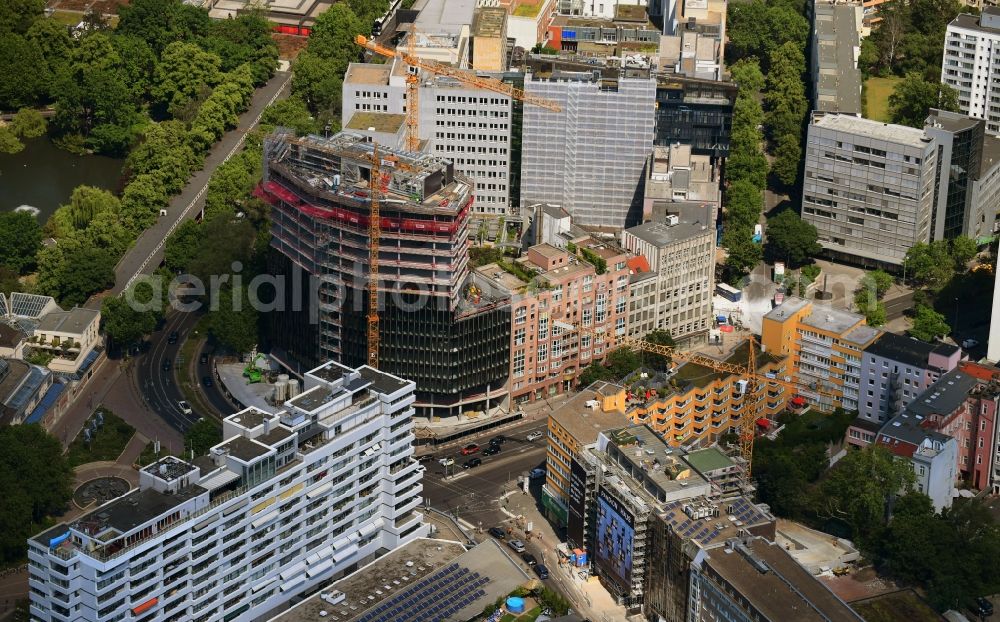 Aerial image Berlin - Construction site to build a new office and commercial building on Budapester Strasse corner Kurfuerstenstrasse in the district Tiergarten in Berlin, Germany