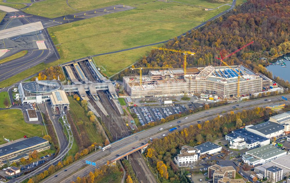 Aerial photograph Düsseldorf - Construction site for a new office and commercial building EUREF-Campus, an innovative office location directly at Dusseldorf airport train station in the Lohausen district of Dusseldorf in the Ruhr area in the state of North Rhine-Westphalia, Germany