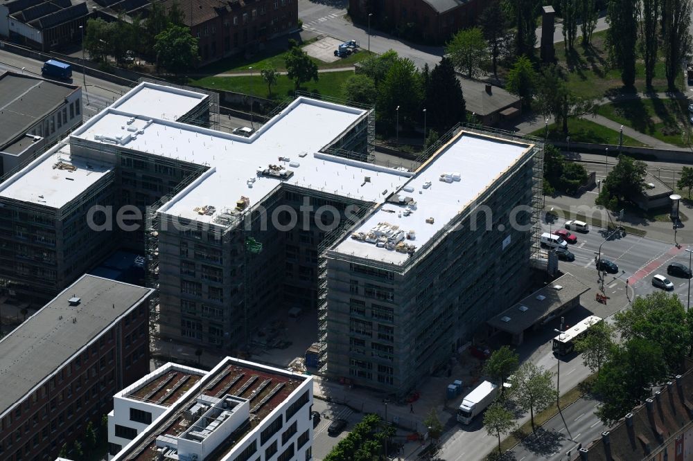 Nürnberg from the bird's eye view: Construction site to build a new office and commercial building FrankenCampus 146 on Frankenstrasse in Nuremberg in the state Bavaria, Germany