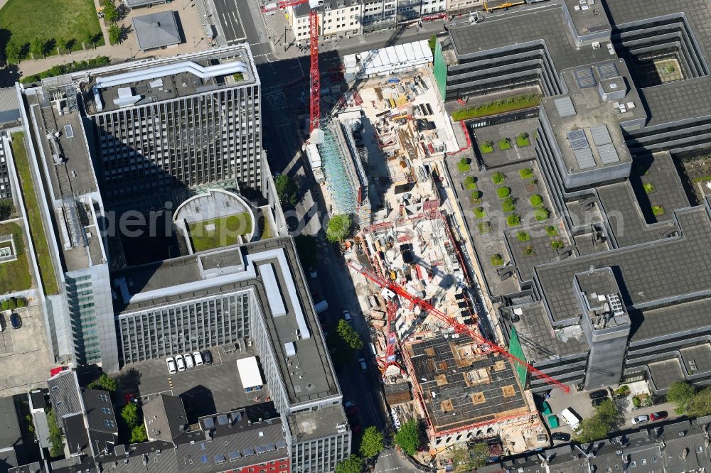 Düsseldorf from the bird's eye view: Construction site to build a new office and commercial building on Fuerstenwall - Friedrichstrasse in Duesseldorf in the state North Rhine-Westphalia, Germany