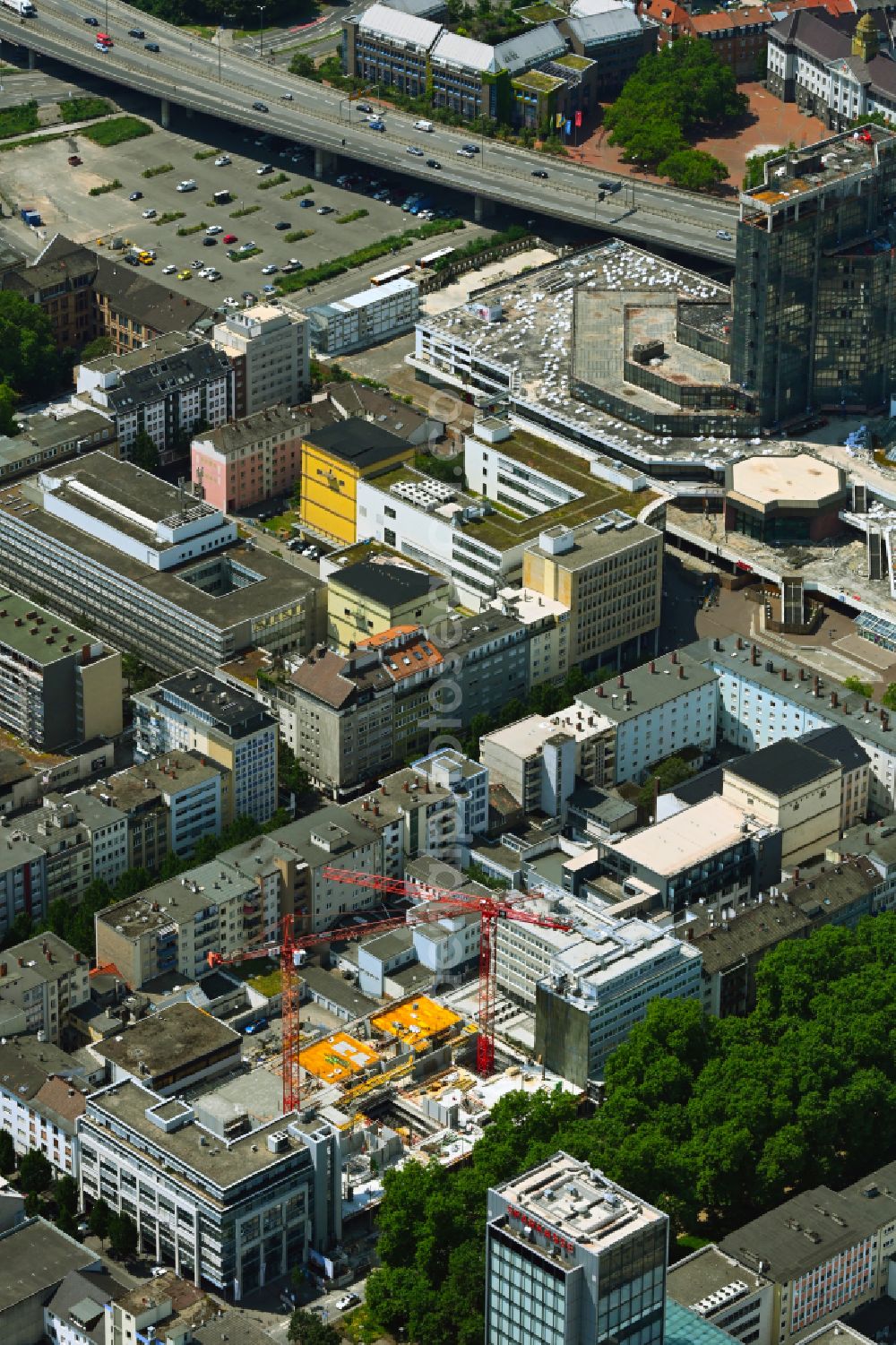 Ludwigshafen am Rhein from the bird's eye view: Construction site for the new construction of a replacement building - office and commercial building IHK Chamber of Industry and Commerce as a house of business on Ludwigsplatz in the Mitte district of Ludwigshafen am Rhein in the state of Rhineland-Palatinate, Germany