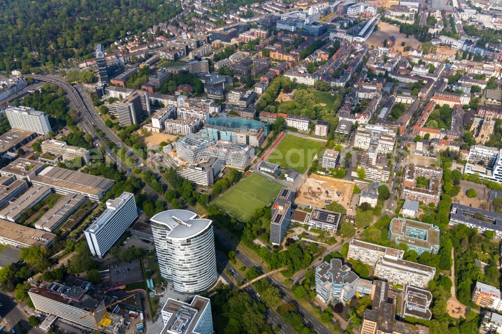 Aerial photograph Düsseldorf - Construction site to build a new office and commercial building Infinity Office on Schwannstrasse in Duesseldorf in the state North Rhine-Westphalia, Germany