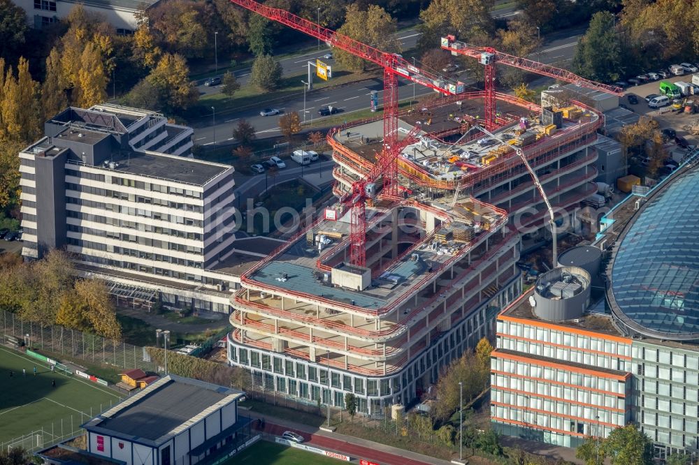 Düsseldorf from the bird's eye view: Construction site to build a new office and commercial building Infinity Office on Schwannstrasse in Duesseldorf in the state North Rhine-Westphalia, Germany